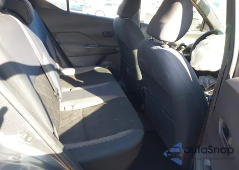 2019 Nissan Kicks S from USA, damaged, VIN 3N1CP5CU5KL568239